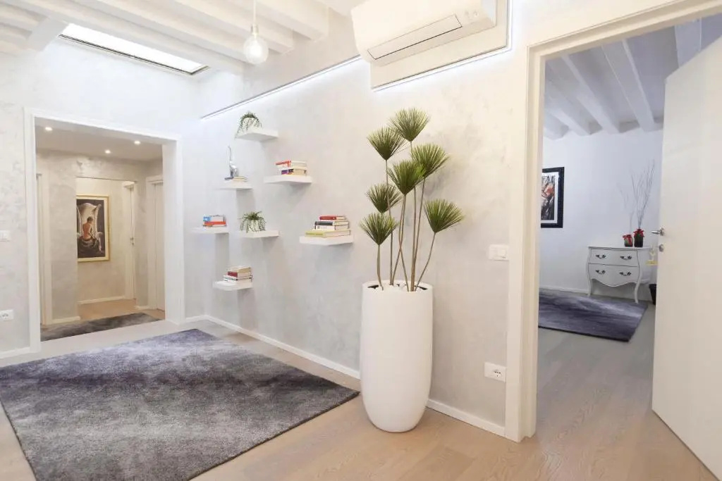 Standard Double room with city view (full double bed)
