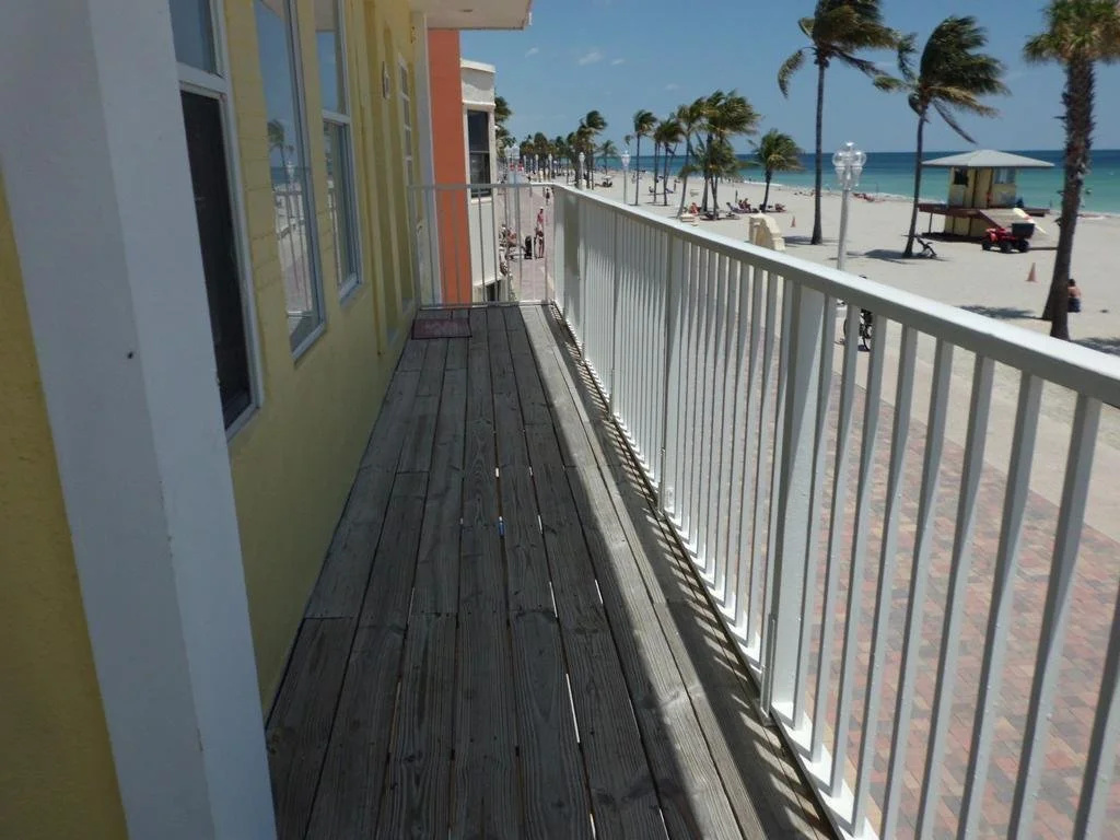 Balcony & Terrace