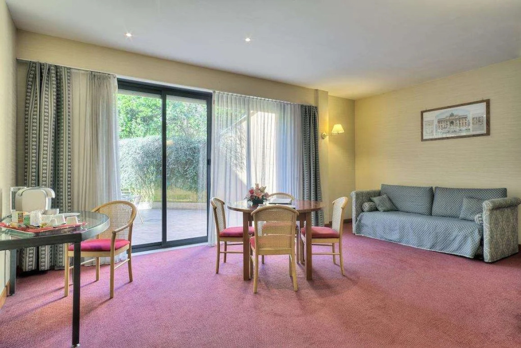 Hotel photo 28
