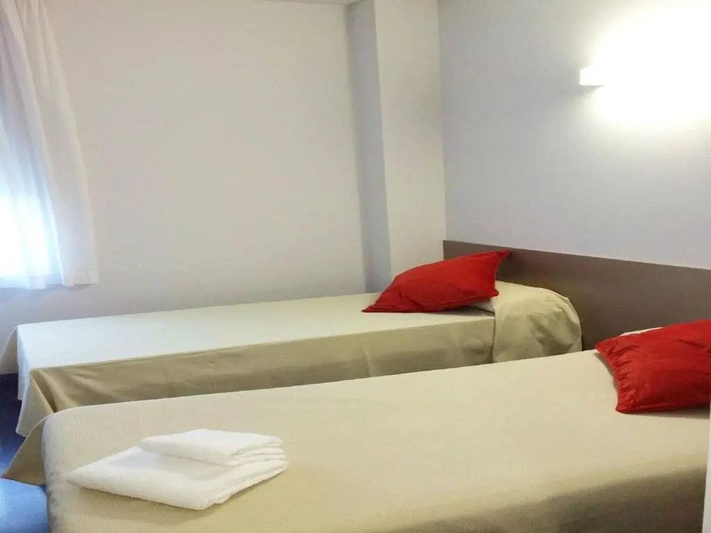 Residencia Universitaria Resa Roberto de Nobili - Chambres