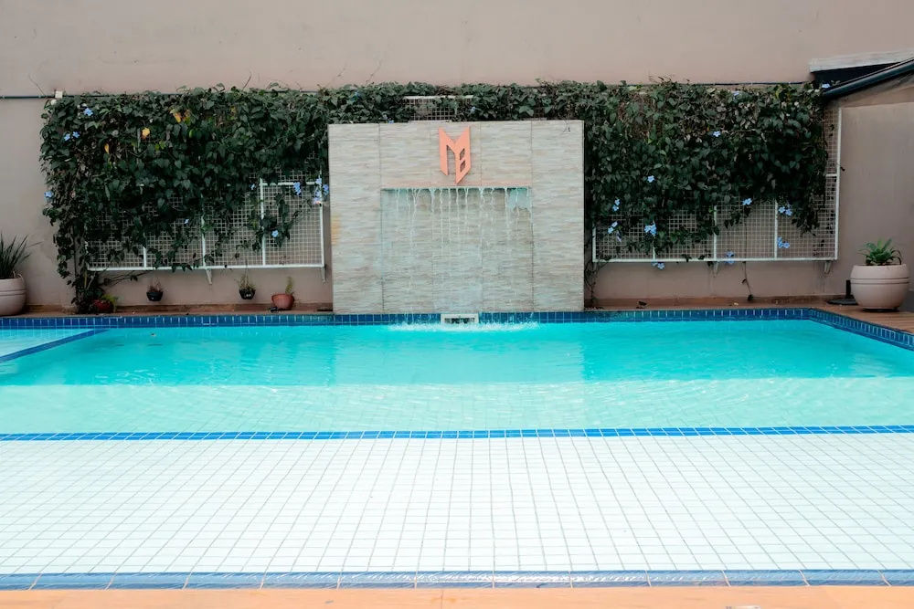 Megal Suites Hotel - Général