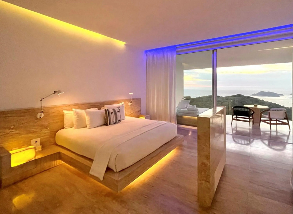 Encanto Acapulco by null