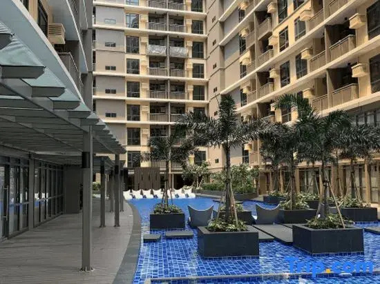 Gentry Manor - Modern 1BR Staycation 2 mins Walk to Okada - 6E