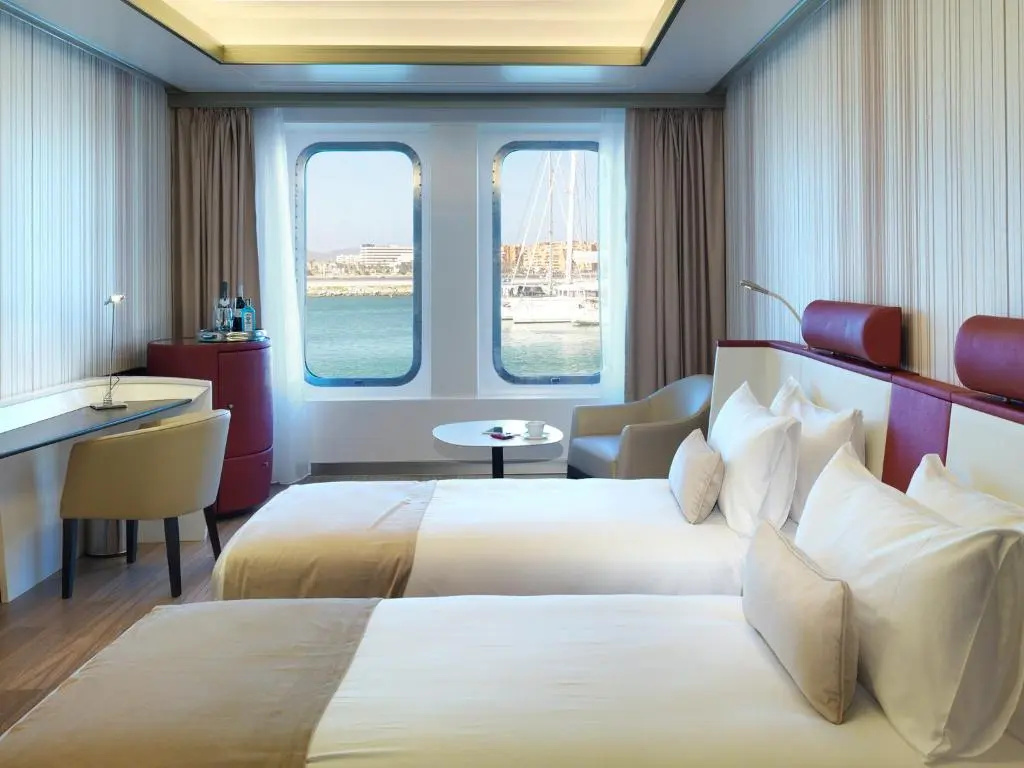 Standard Double room (twin beds)