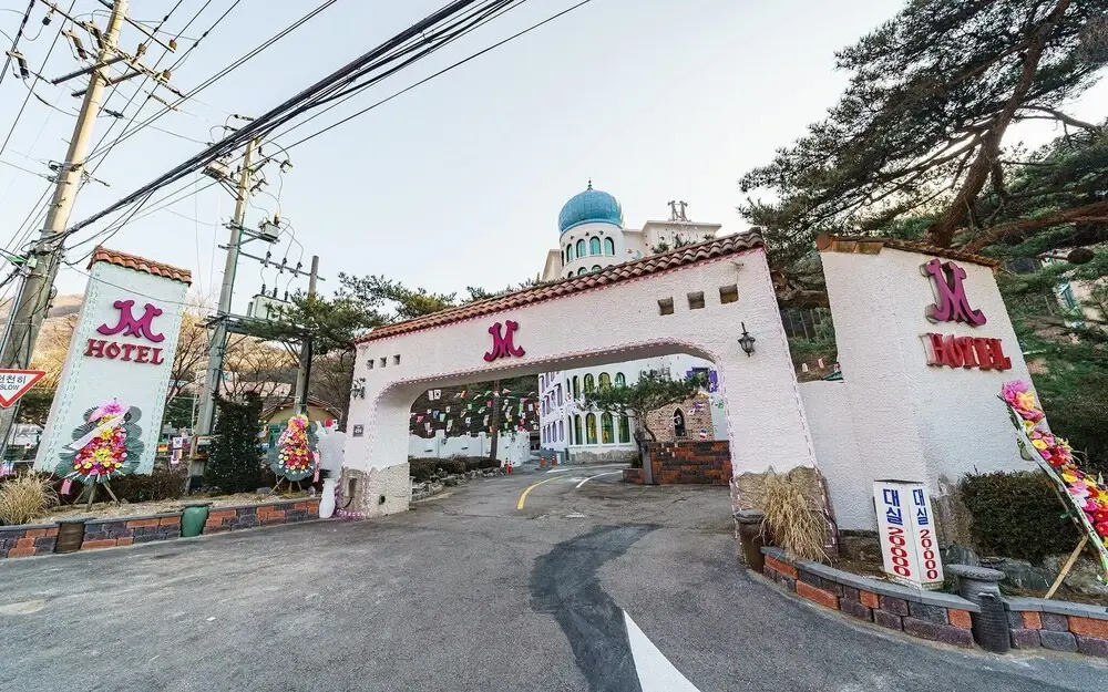 Yangju M Hotel