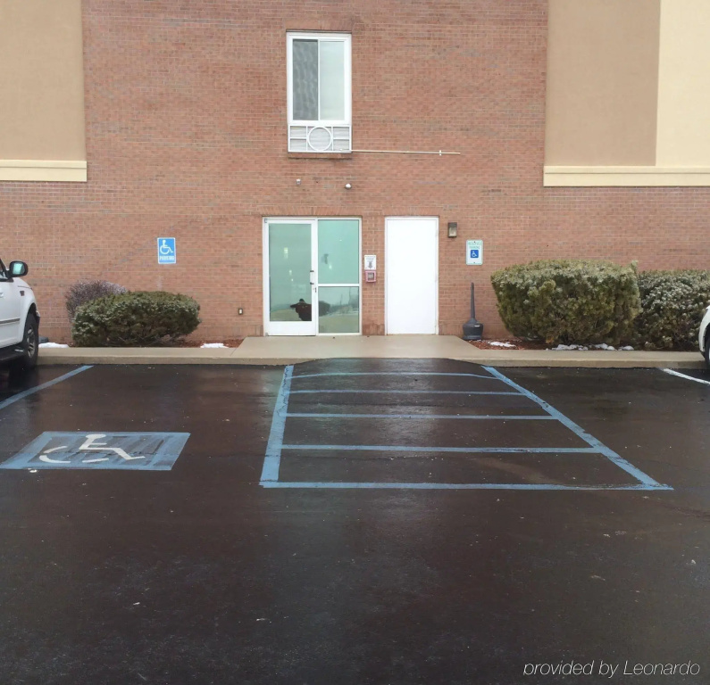 Holiday Inn Express & Suites Richmond by IHG