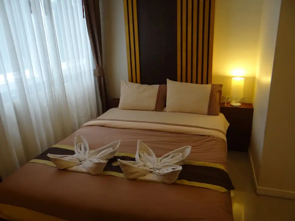 Tropical Sunset Hotel Patong - Chambres