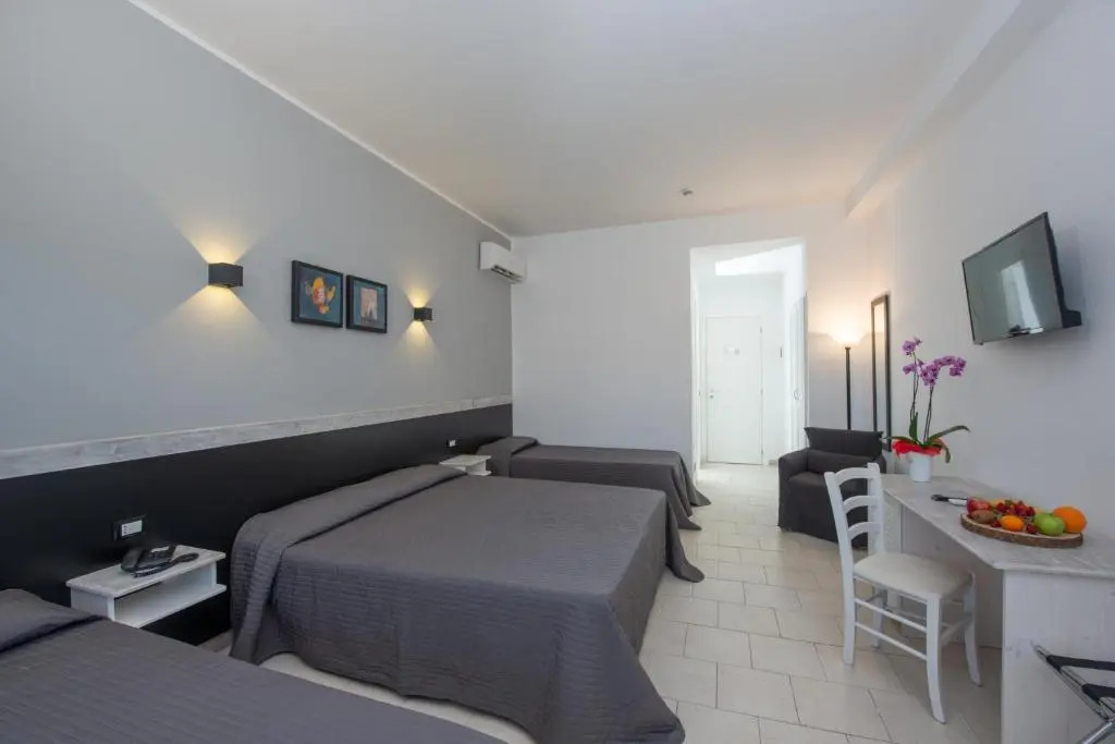 Standard Quadruple room
