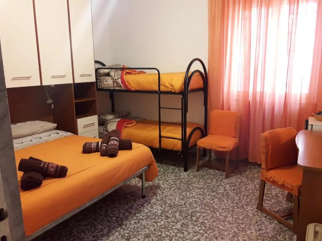Standard Quintuple room with balcony