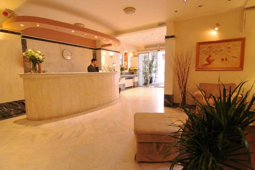 Hotel photo 2