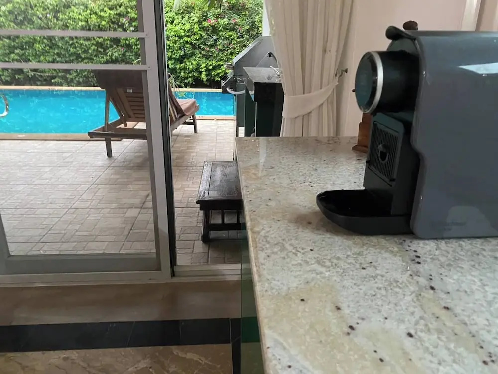 Hidden Villa Oasis Private Pool 2km to Beach&mall