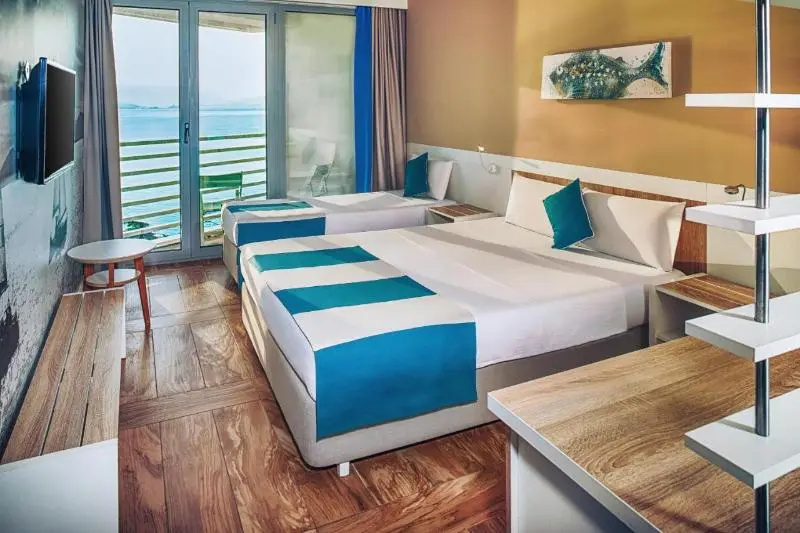 Carine Hotel Delfin - Chambres