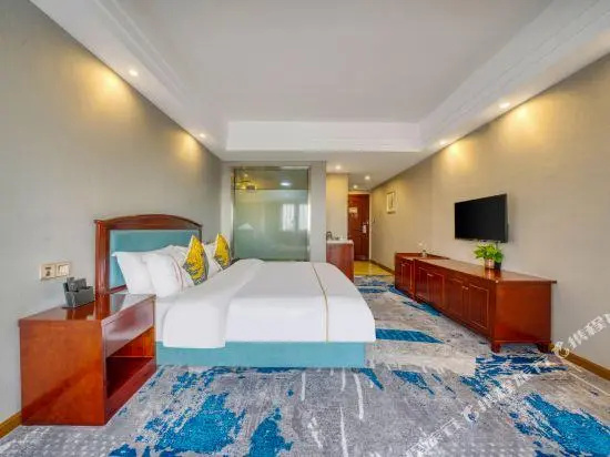 Business Double room (full double bed)