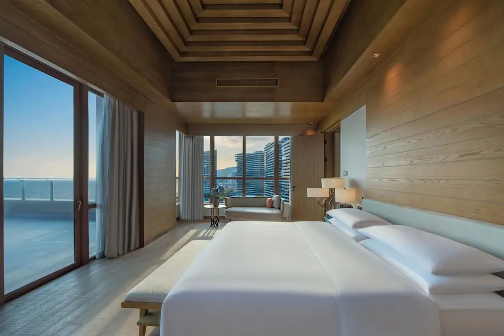 Presidential Suite with balcony