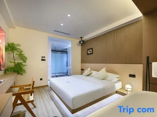 Standard Double room with river view (twin beds)