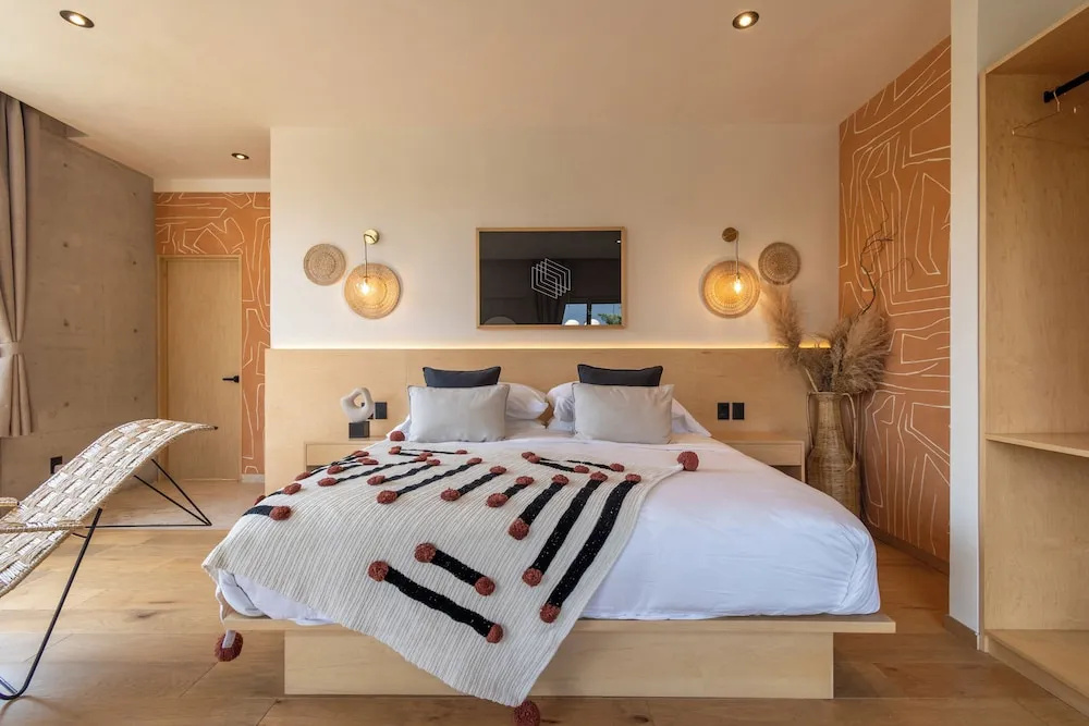Superior room