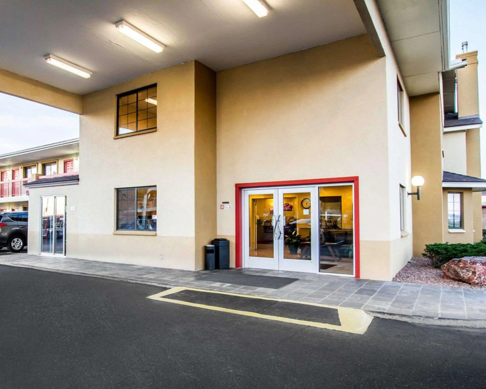 Quality Inn Holbrook near Petrified Forest