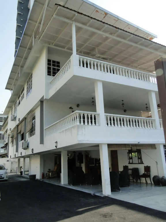 Qube Beach Resort