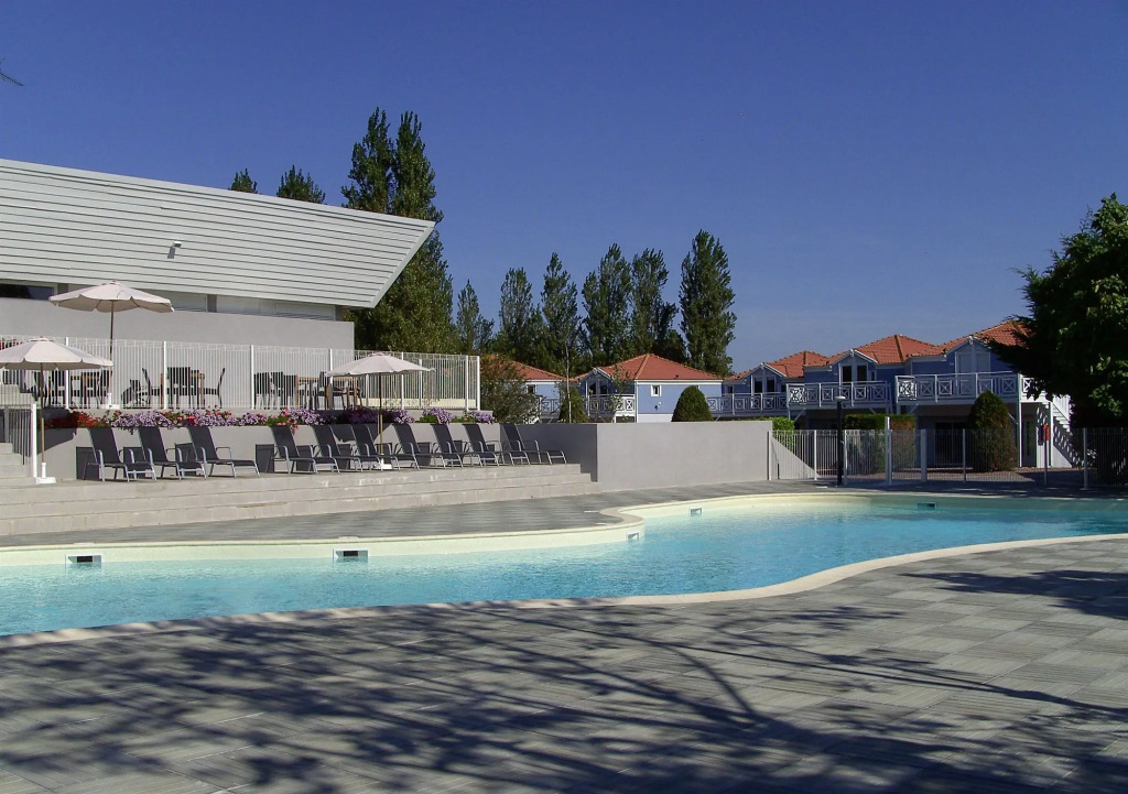 Park & Suites Village La Rochelle Marans