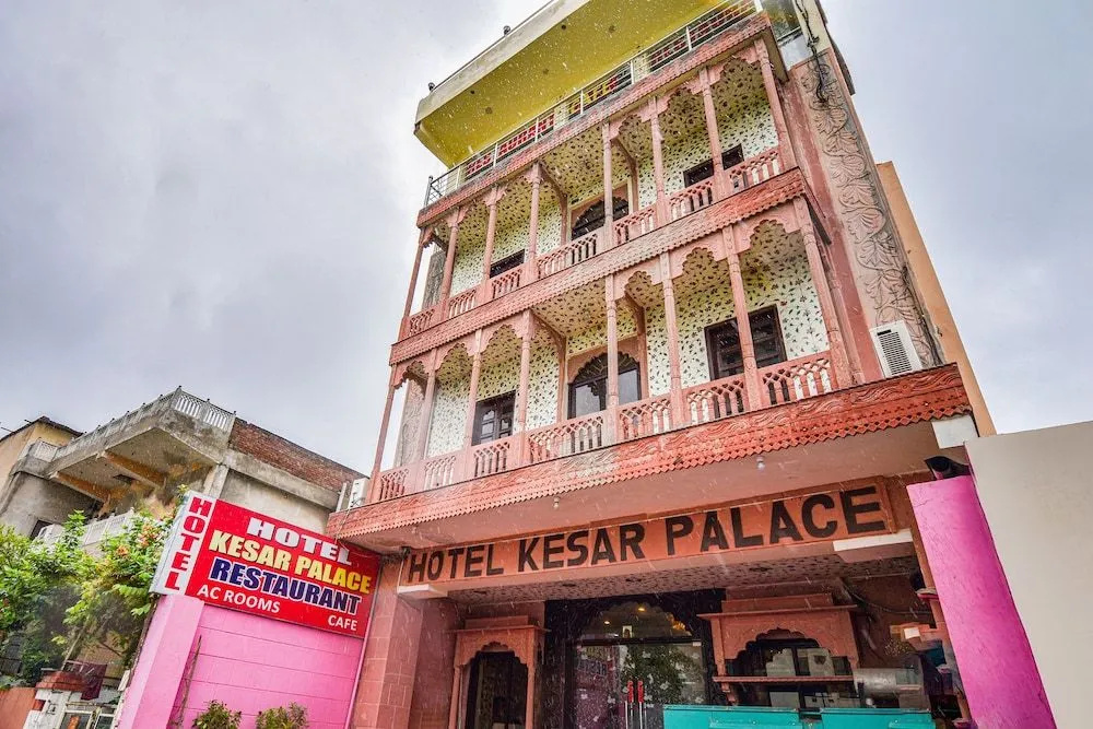 OYO 48665 Kesar Palace