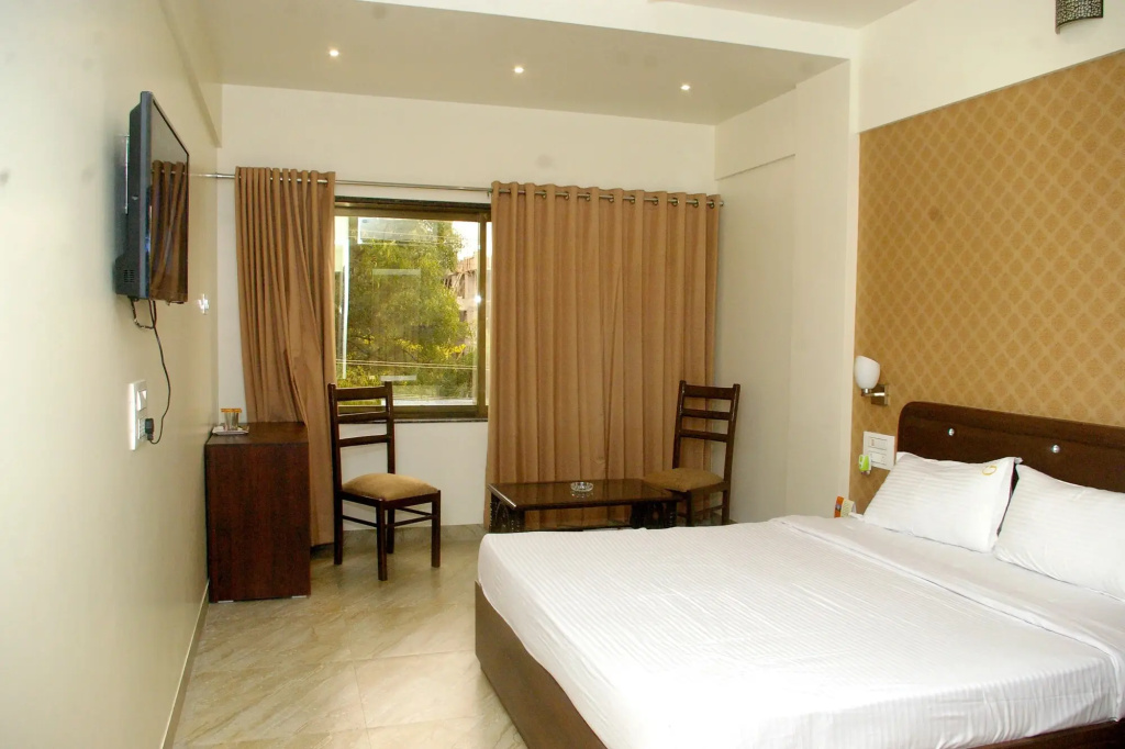 Hotel Gulmohar Pride - Général