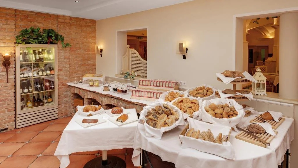 Hotel photo 13