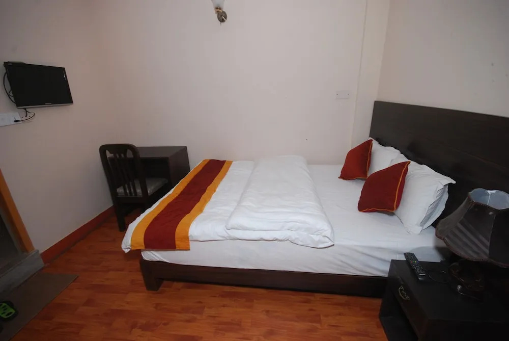 Deluxe Double room with balcony (twin beds)