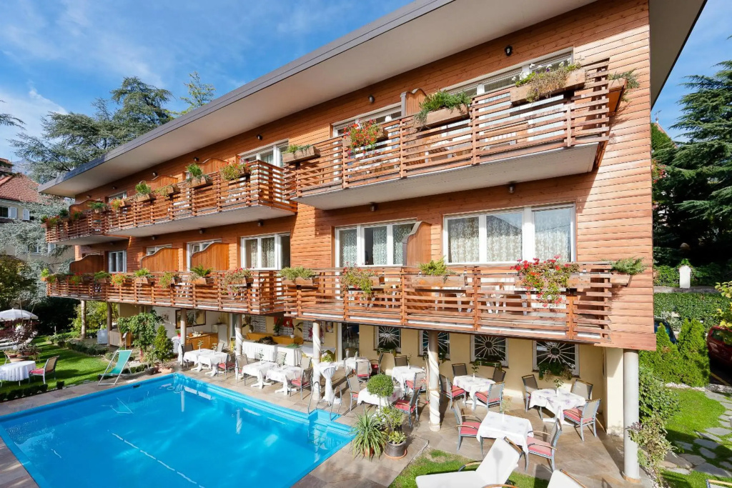 Hotel photo 16