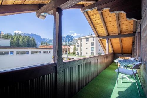 Balcony & Terrace