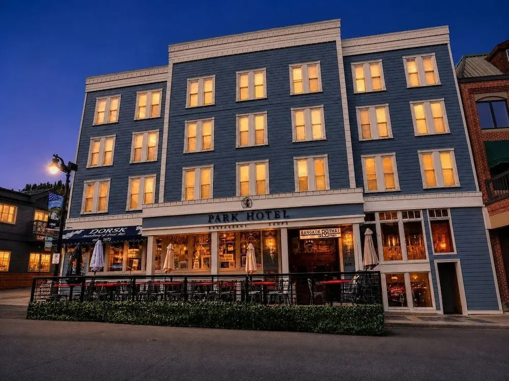 Park Hotel Condominiums