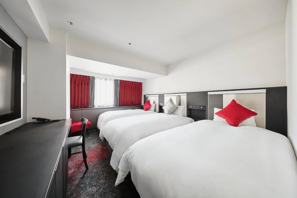 Standard Floor Triple room