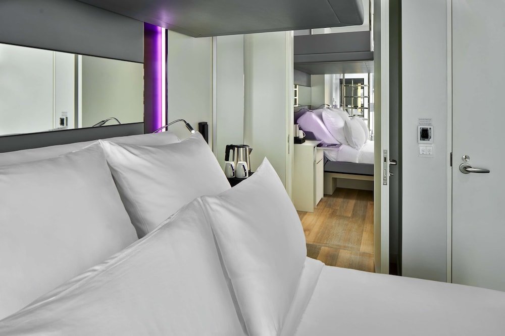 Yotel Singapore Orchard Road