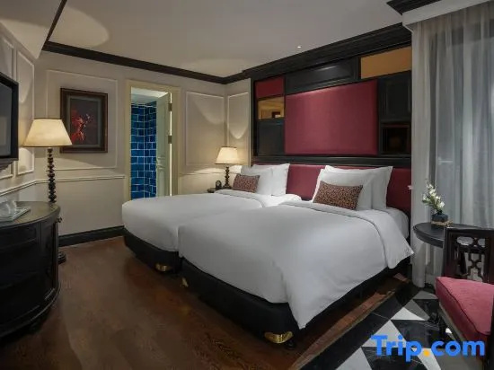 Deluxe Double room with balcony (twin beds)