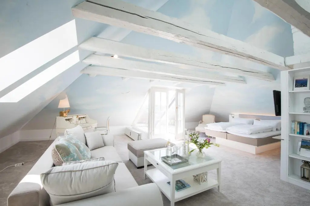 Deluxe Junior Suite