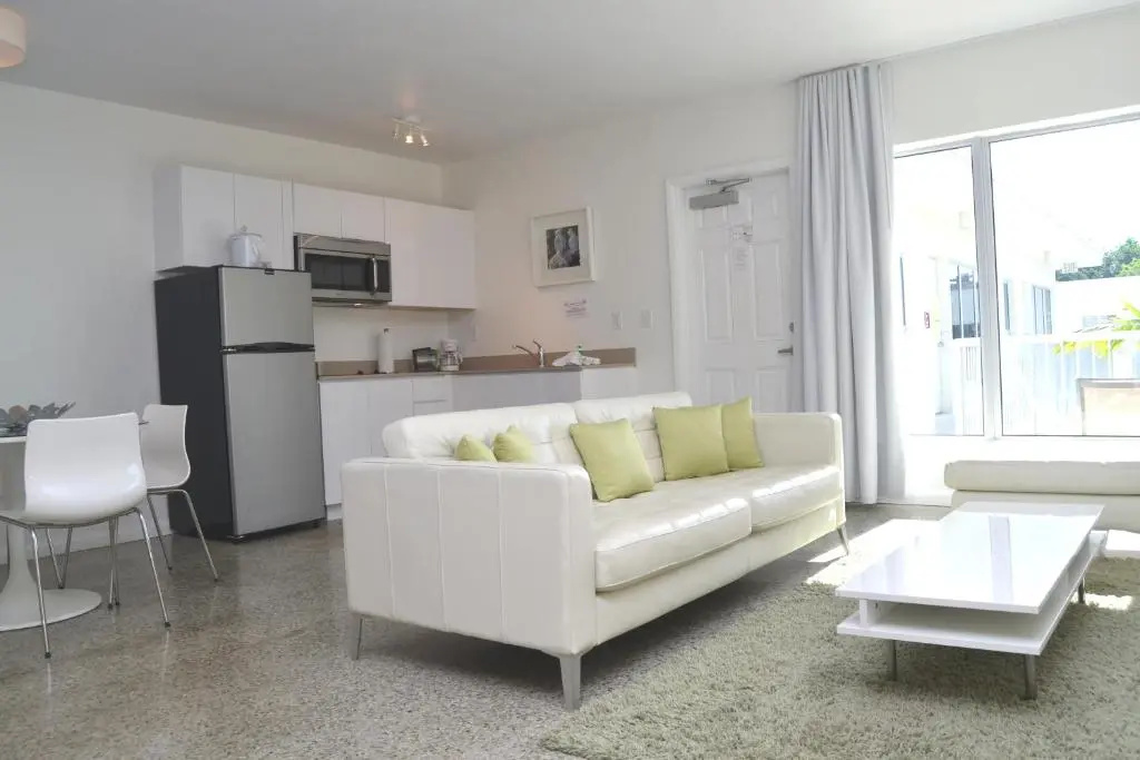 2 Bedrooms Suite