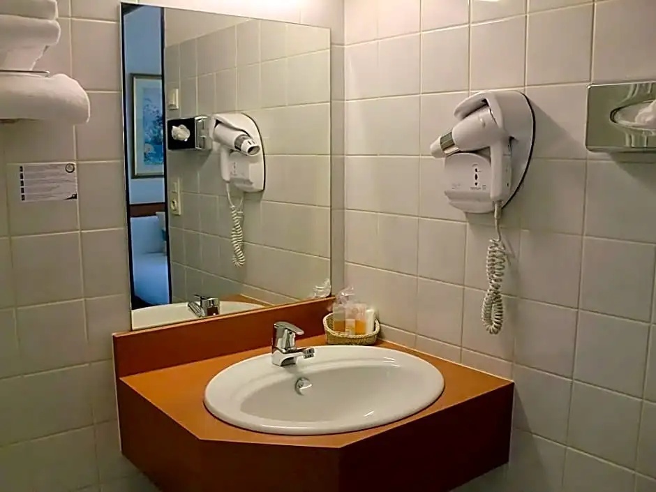 Kyriad Direct Rennes Ouest - Chambres