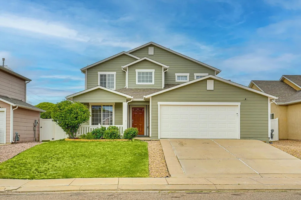 Family Home w/ Fenced Yard in Pueblo: 5 Mi to Dtwn