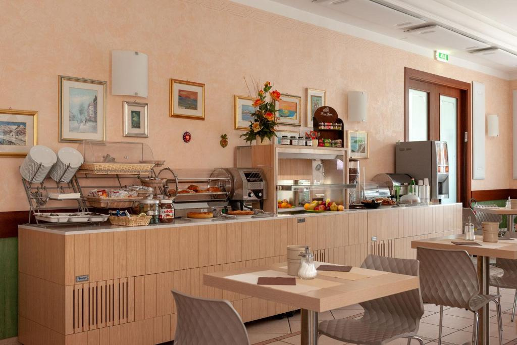 Hotel Mondial - Général