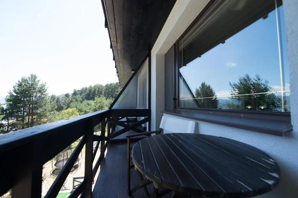 Balcony & Terrace