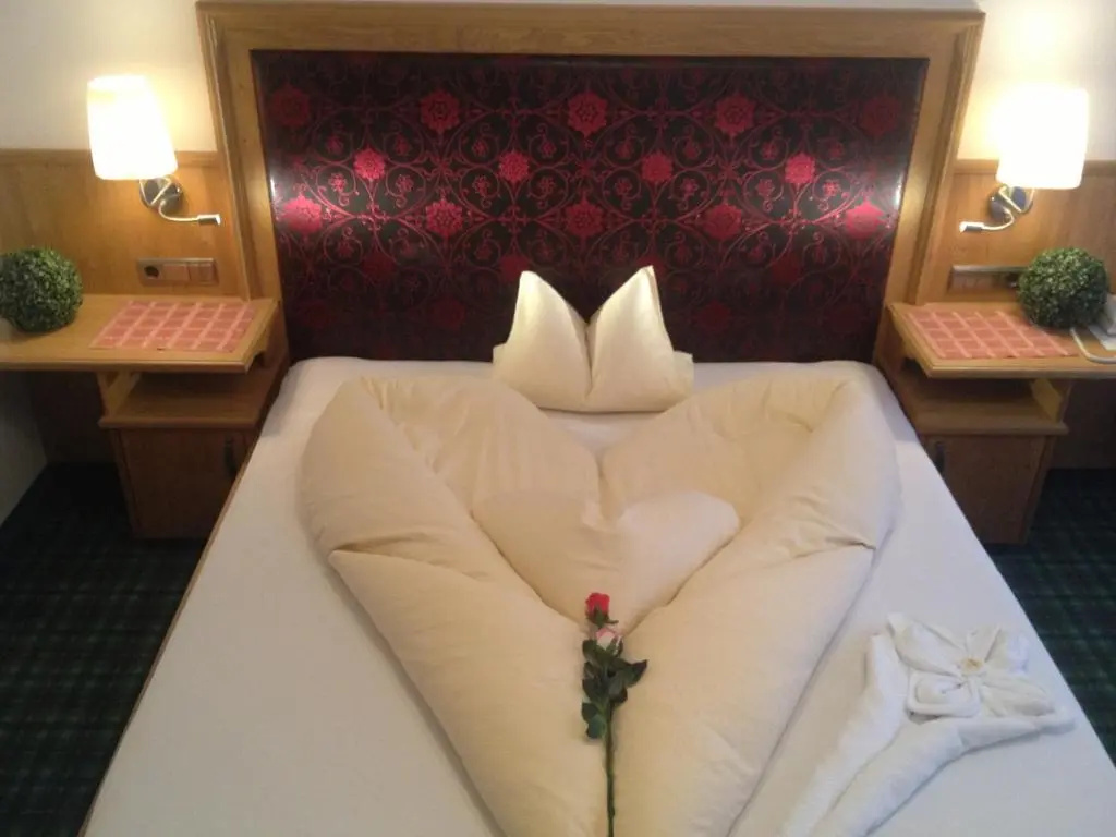 Standard Double room with balcony (full double bed)
