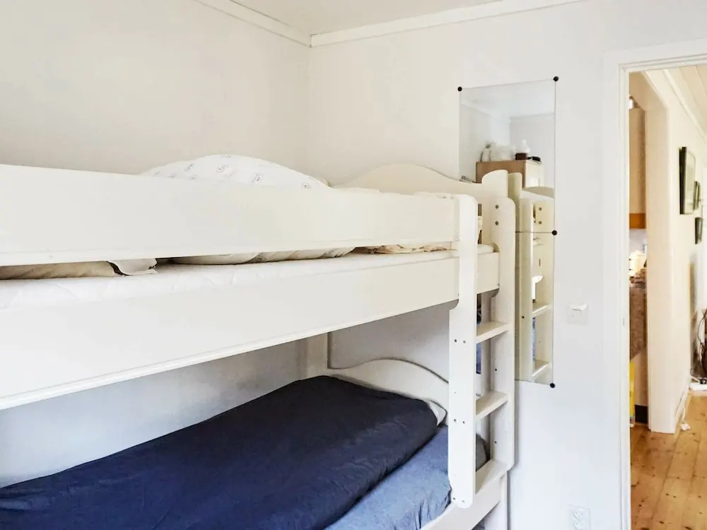 7 Person Holiday Home in Tanumshede
