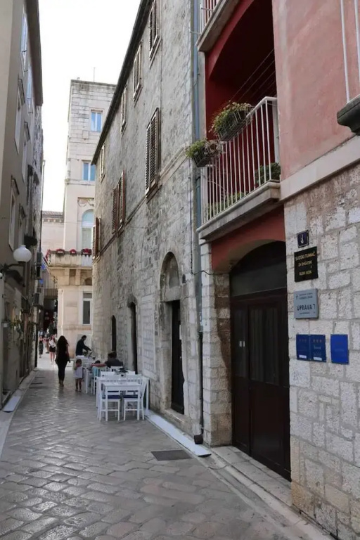 Quiet Studio in Zadars Old Town