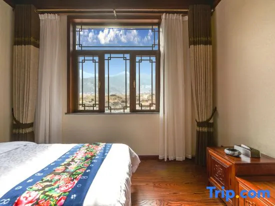 Double Suite (full double bed)