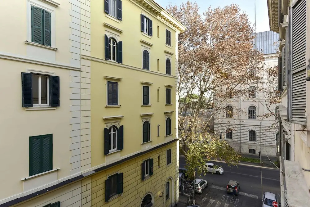 Hotel photo 1
