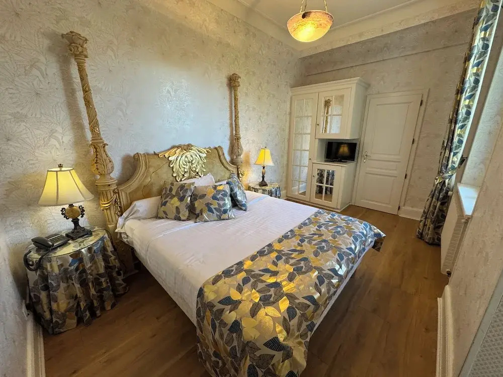 Prestige Double room (full double bed)