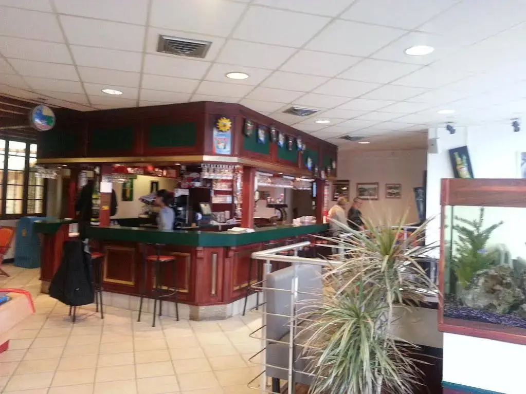 Voir la photo 2 — Le Terminus