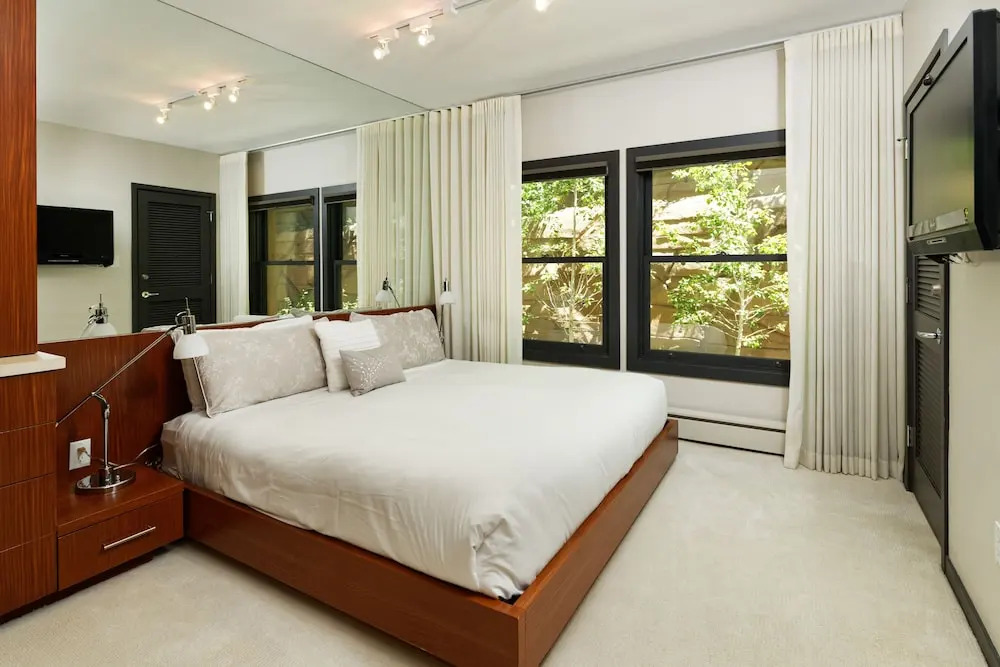 Durant Condominiums — фото 3