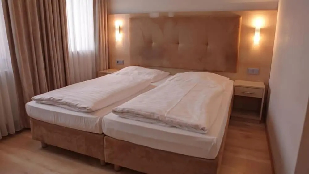 Двухместный номер Standard двуспальная кровать в Hotel Am Kurfuerstenplatz - Messe
