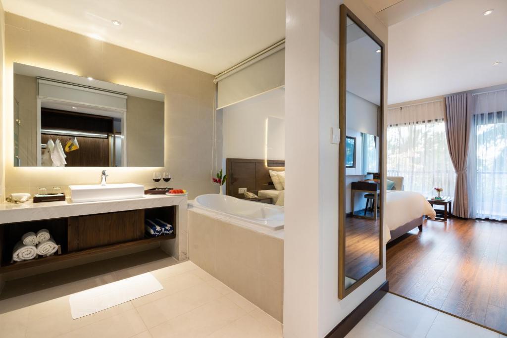 Hoang Ngoc Resort (Oriental Pearl)