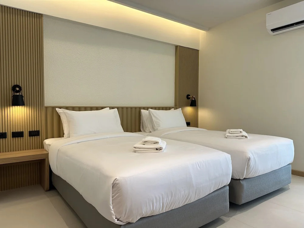 Standard Double room with balcony (twin beds)